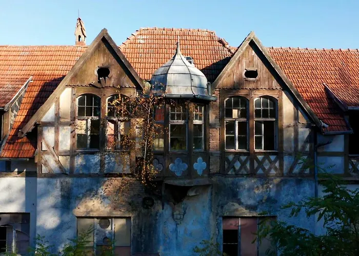 Parkresidenz Lychen, 9 *